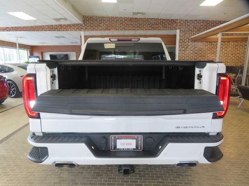 Used 2022 GMC Sierra 1500 Denali w/ Denali Premium Package image 52