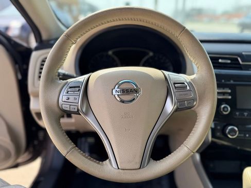 Used 2015 Nissan Altima 2.5 SV image 22