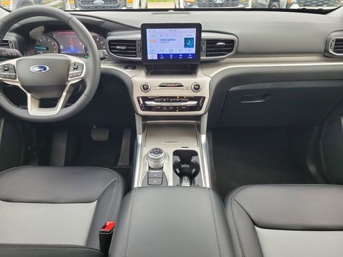 Certified 2023 Ford Explorer XLT w/ Equipment Group 202A image 11