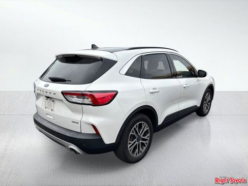 Used 2020 Ford Escape SEL FWD image 4