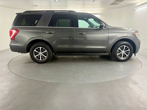Used 2021 Ford Expedition XLT image 9