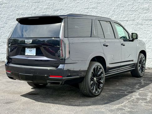 New 2026 Cadillac Escalade Platinum Sport w/ LPO, ONYX Package AWD/4WD image 8