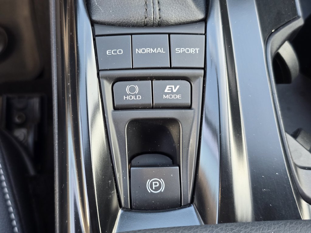 Used 2025 Toyota Camry SE FWD image 22