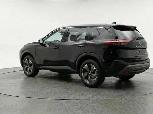 Used 2025 Nissan Rogue SV FWD image 6