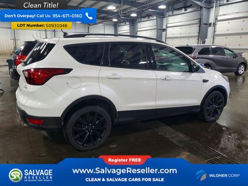 Used 2019 Ford Escape SE AWD/4WD image 4