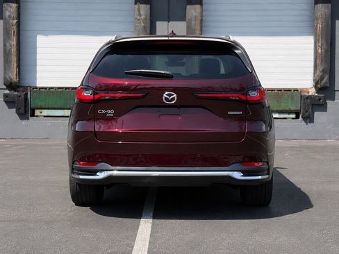 Used 2024 MAZDA CX-90 Plug-In Hybrid w/ Premium Pkg AWD/4WD image 4