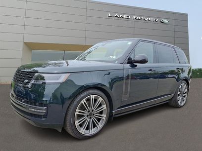 New 2026 Land Rover Range Rover Long Wheelbase SE