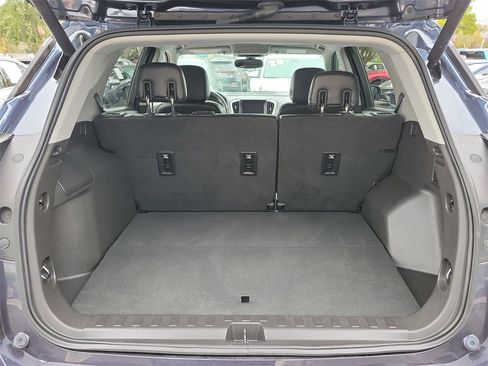 Used 2018 GMC Terrain SLT w/ LPO, Cargo Package image 10