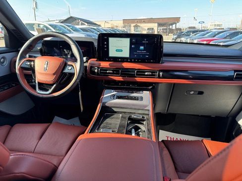 New 2025 Lincoln Aviator Reserve w/ Equipment Group 201A image 15