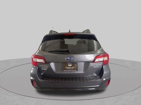Used 2019 Subaru Outback 3.6R Limited AWD/4WD image 6
