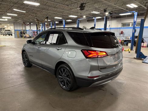 Used 2023 Chevrolet Equinox RS image 6