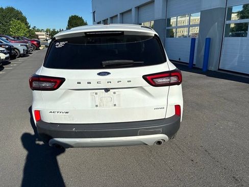 Used 2023 Ford Escape Active AWD/4WD image 10