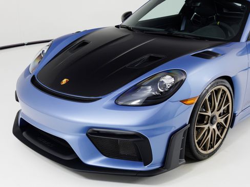 Used 2023 Porsche 718 Cayman GT4 RS RWD image 57