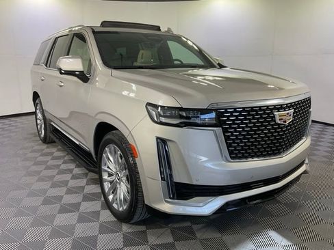 Certified 2024 Cadillac Escalade Premium Luxury w/ Performance Package image 3