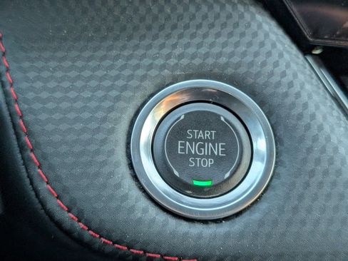 Certified 2025 Chevrolet Equinox RS image 17