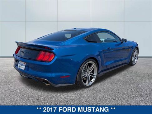 Used 2017 Ford Mustang GT Premium RWD image 5