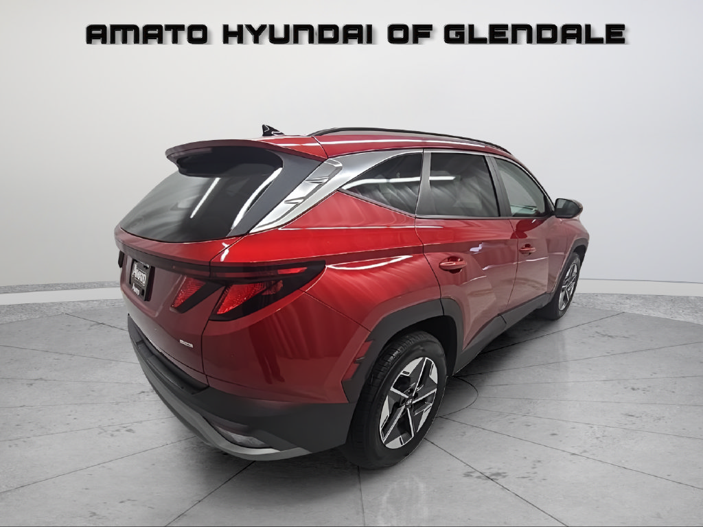 Certified 2025 Hyundai Tucson SEL AWD/4WD image 5