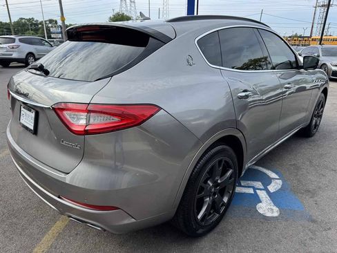 Used 2019 Maserati Levante AWD/4WD image 5