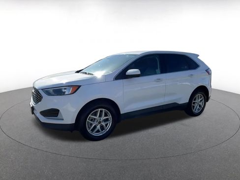 Used 2023 Ford Edge SEL image 8
