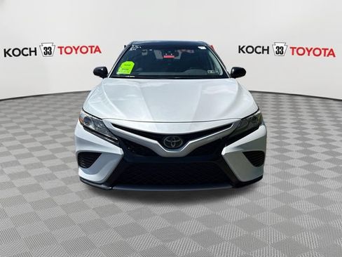 Used 2019 Toyota Camry XSE w/ Navigation Package FWD image 2