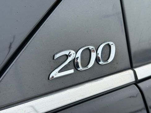 Used 2012 Chrysler 200 Touring w/ Cold Weather Group image 6