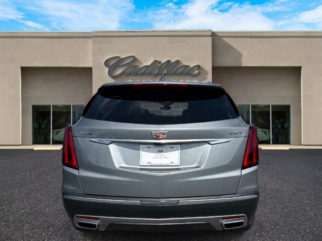 New 2026 Cadillac XT5 Premium Luxury w/ Driver Assist Package FWD image 4