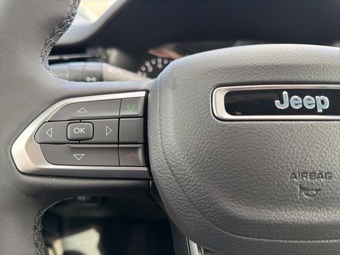 New 2026 Jeep Compass Limited image 17