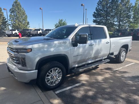 Used 2021 Chevrolet Silverado 3500 High Country w/ Z71 Off-Road Package AWD/4WD image 1