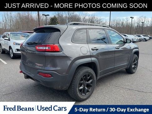 Used 2018 Jeep Cherokee Trailhawk w/ Quick Order Package 25L image 8