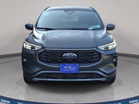 Certified 2023 Ford Escape ST-Line Select w/ Tech Pack #1 AWD/4WD image 2