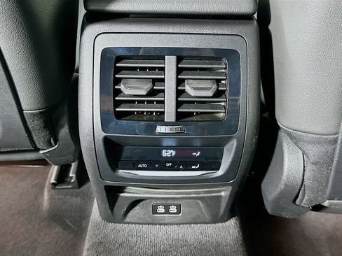 Used 2024 BMW X3 xDrive30i AWD/4WD image 26