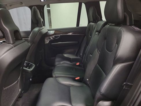 Used 2016 Volvo XC90 T6 Momentum w/ Momentum Plus Package image 22