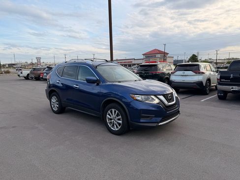 Used 2020 Nissan Rogue S w/ Special Edition Package image 3