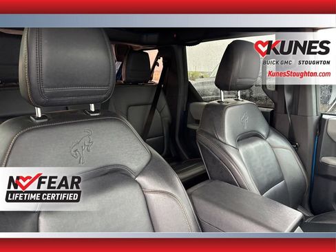 Used 2023 Ford Bronco Badlands image 45