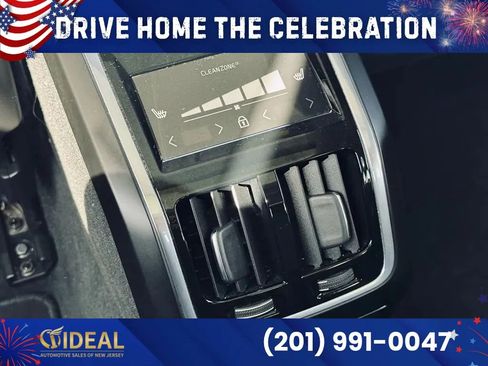 Used 2023 Volvo S90 B6 Plus AWD/4WD image 15