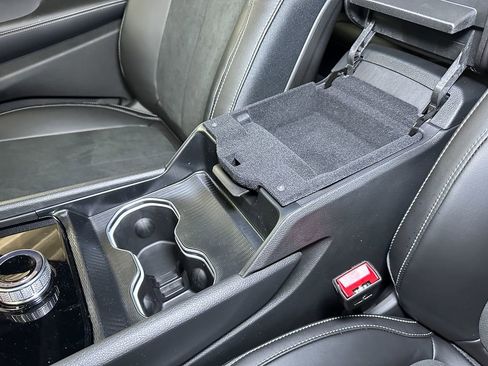 New 2025 Jeep Grand Cherokee Laredo image 30