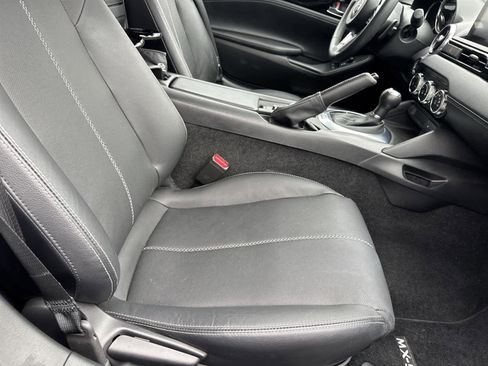 Used 2023 MAZDA MX-5 Miata Grand Touring image 16