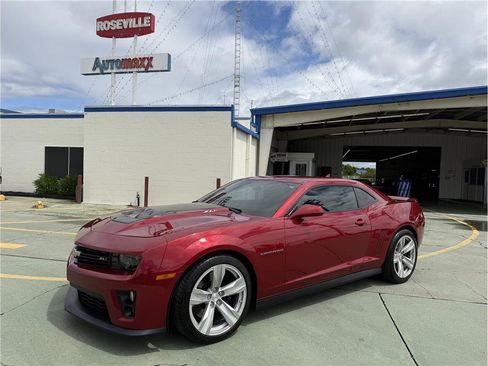 Used 2013 Chevrolet Camaro ZL1 image 1