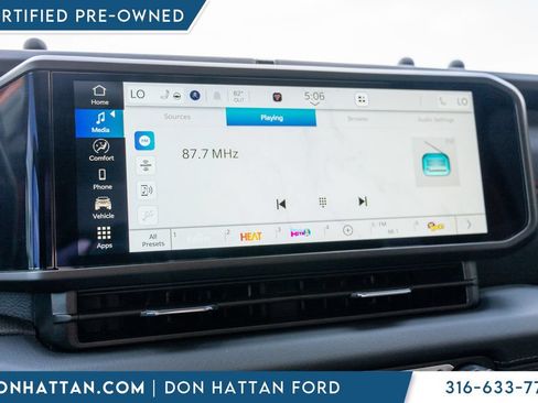 Used 2025 Jeep Wrangler Unlimited Rubicon w/ Convenience Group AWD/4WD image 9