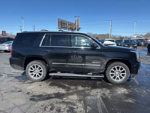 Used 2017 GMC Yukon Denali image 12