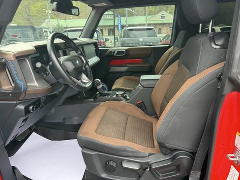 Used 2023 Ford Bronco Outer Banks image 13