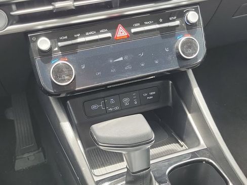 Used 2025 Hyundai Tucson SEL FWD image 30