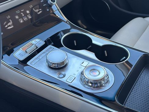 Used 2026 Genesis GV70 2.5T image 33