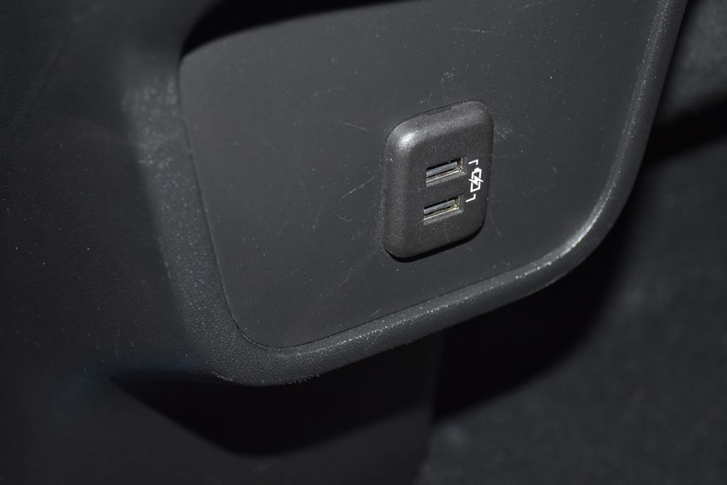 Used 2022 Chevrolet Equinox RS FWD image 29