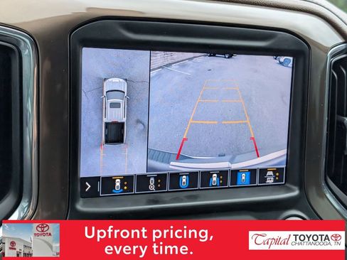 Used 2022 Chevrolet Silverado 1500 High Country w/ Technology Package AWD/4WD image 19