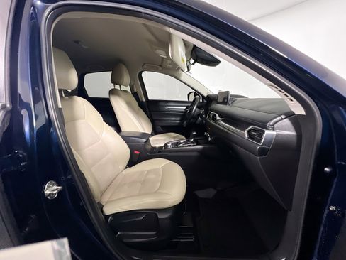 Used 2021 MAZDA CX-5 Touring image 32