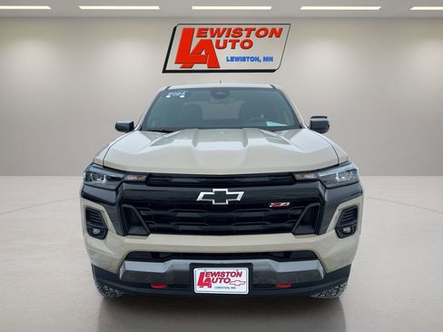 Certified 2024 Chevrolet Colorado Z71 w/ Z71 Convenience Package 2 image 9