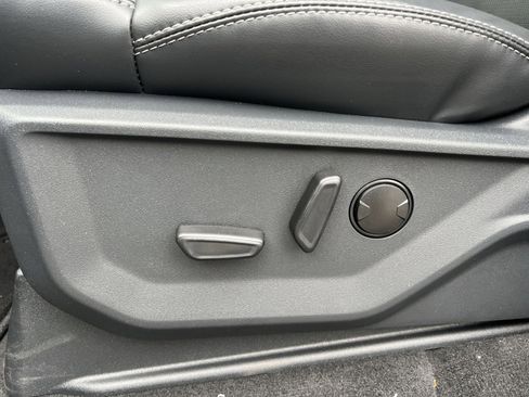 New 2026 Ford Expedition Platinum image 14