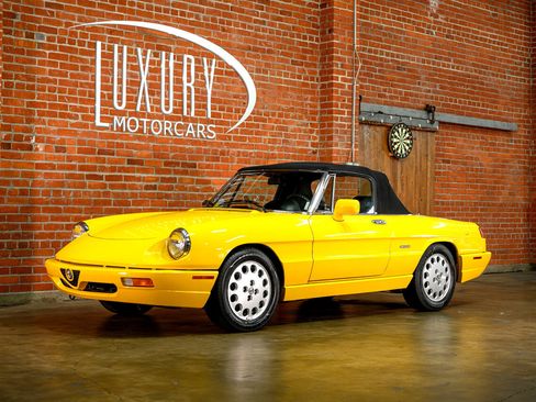 Used 1992 Alfa Romeo Spider Veloce image 3
