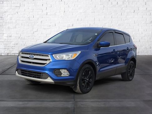 Used 2019 Ford Escape SE image 6